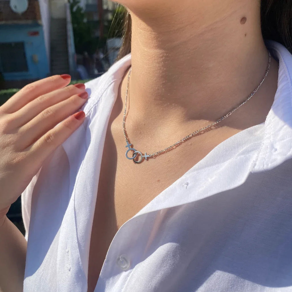 Collier Chaîne Figaro Double Vénus LGBT Pride - Bijou Femme Lesbien
