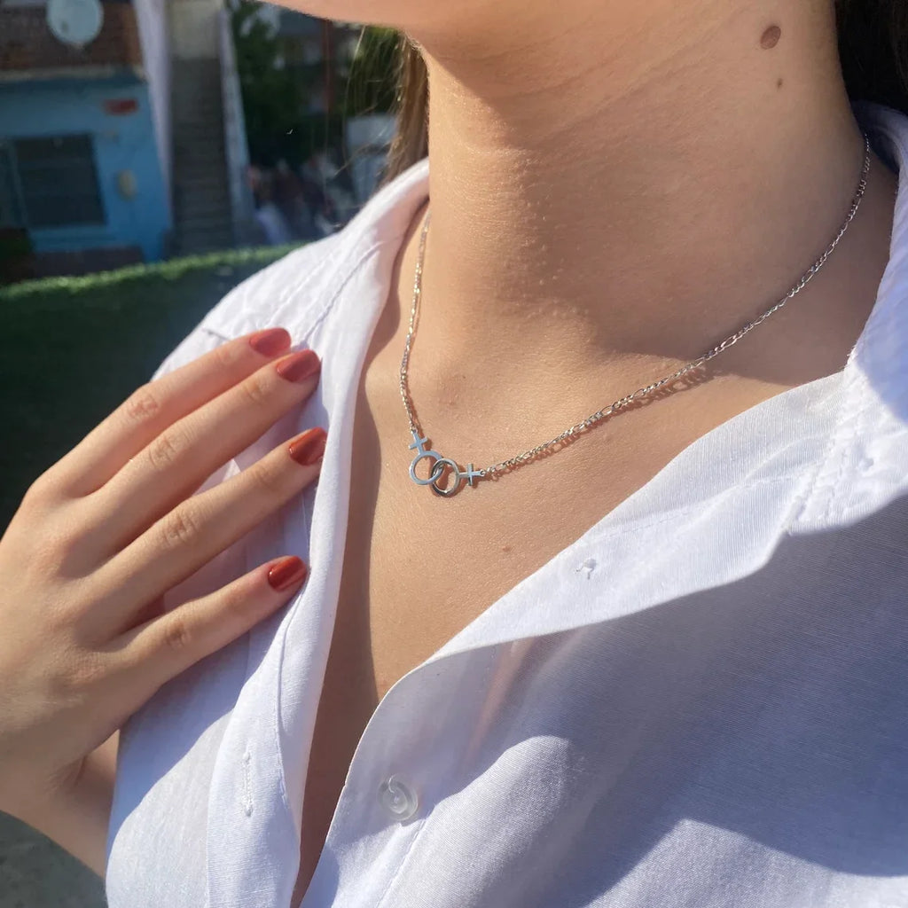 Collier Chaîne Figaro Double Vénus LGBT Pride - Bijou Femme Lesbien