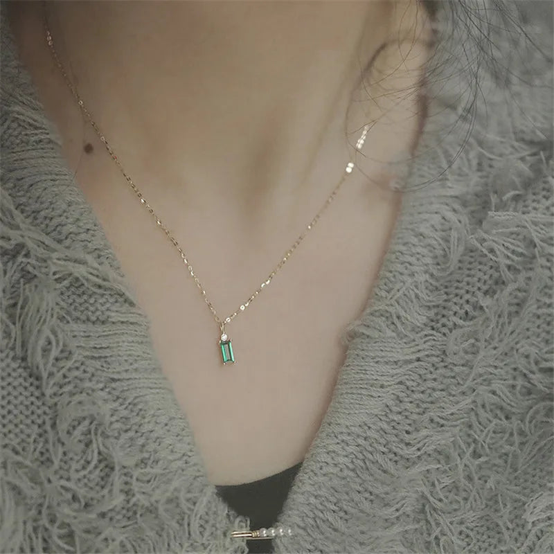 Collier Européen Simple Argent Sterling 925 - Pendentif Carré Cristal Vert Plaqué Or 14K