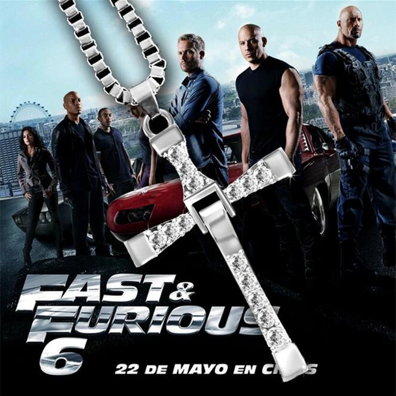Collier Pendentif Fast and Furious Dominic Toretto en Forme de Croix - Cristal Unisexe