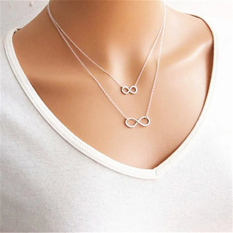 Collier Femme Multi-Rangs Double Infini - Bijou Tendance Géométrique