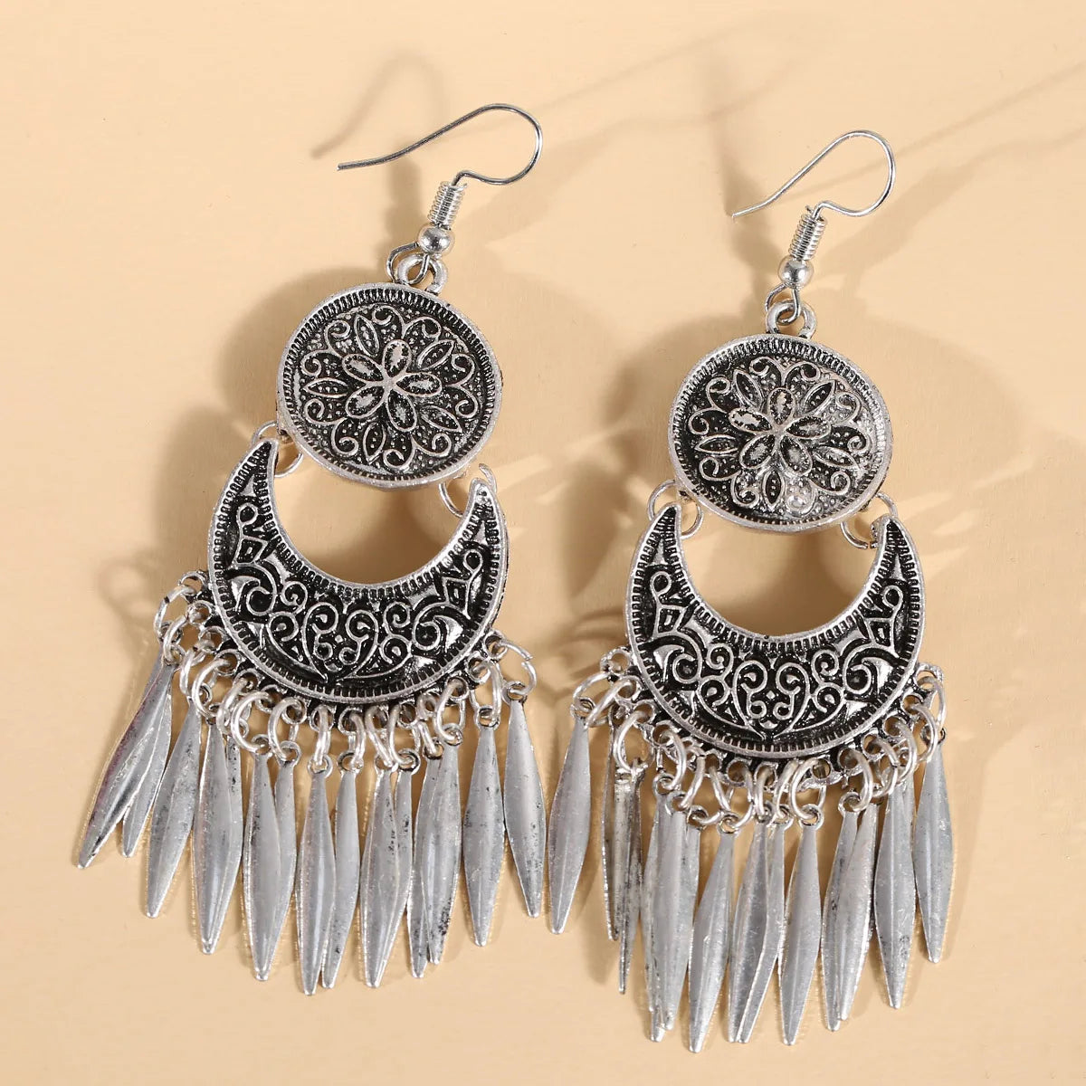 Boucles d'Oreilles Femmes Pendantes Ethniques Vintage Pompons - Bijou Femme Bohème