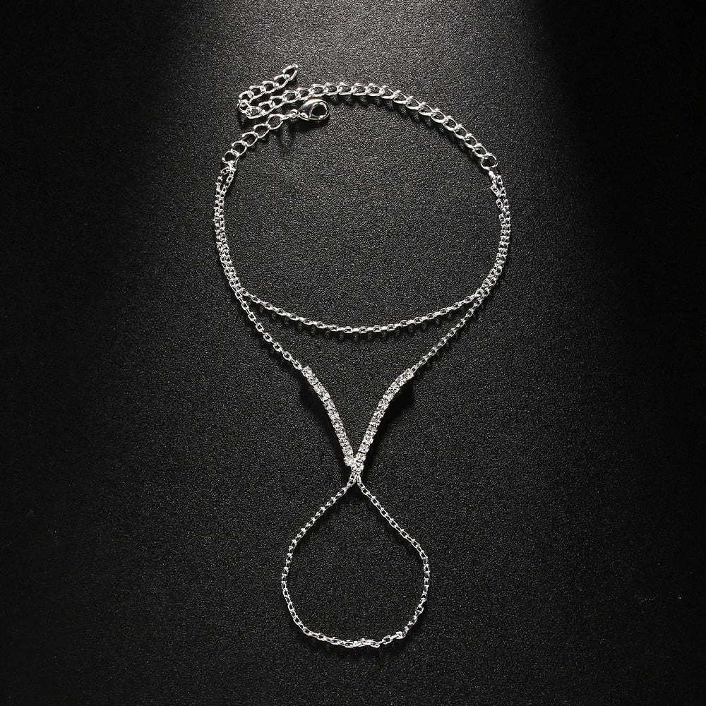 Bracelet Luxe Forme V Cristaux Femme - Accessoire Main Mariage Tendance