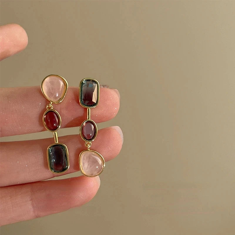 Boucles d'Oreilles Femmes Pendantes Asymétriques Résine Colorée - Bijou Femme Rétro