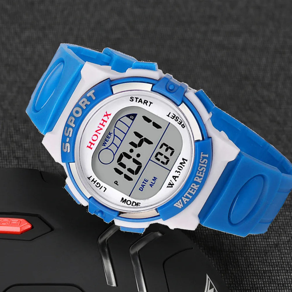 MOONBIFFY - Montre Enfant Digitale LED Sport - Alarme & Date - Bracelet Caoutchouc - Verre Saphir