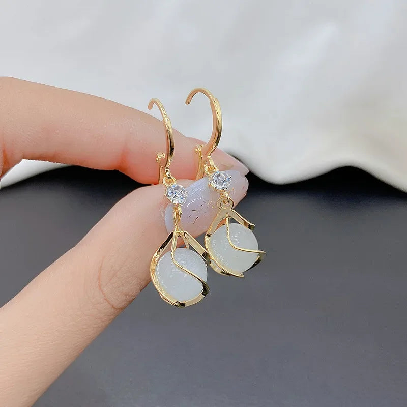 Boucles d'Oreilles Femmes Pendantes Vintage Dorées Goutte d'Eau - Bijou Femme Tendance