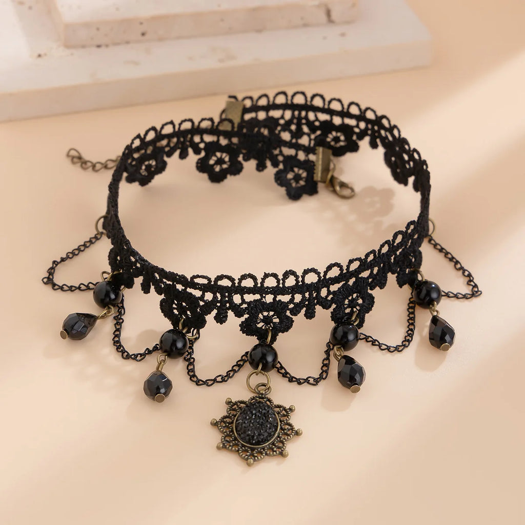 Collier Femme Ras du Cou Gothique Dentelle Noire Cristaux - Bijou Femme Y2K