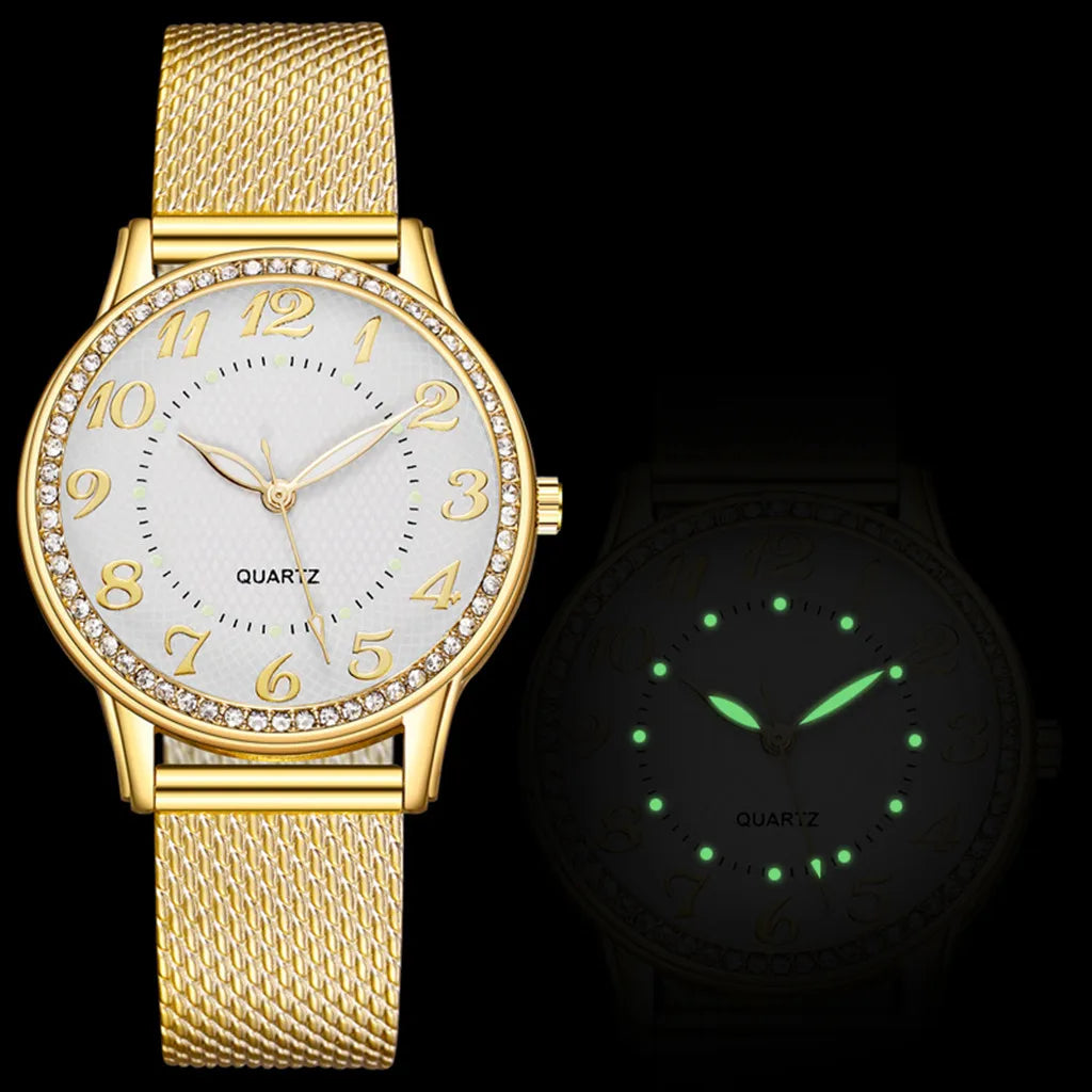 MOONBIFFY - Montre Femme Luxe Or Strass - Design Tonneau - Cristal Saphir - Étanche 3 ATM