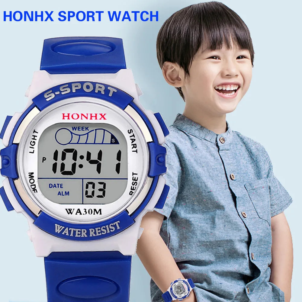 MOONBIFFY - Montre Enfant Digitale LED Sport - Alarme & Date - Bracelet Caoutchouc - Verre Saphir