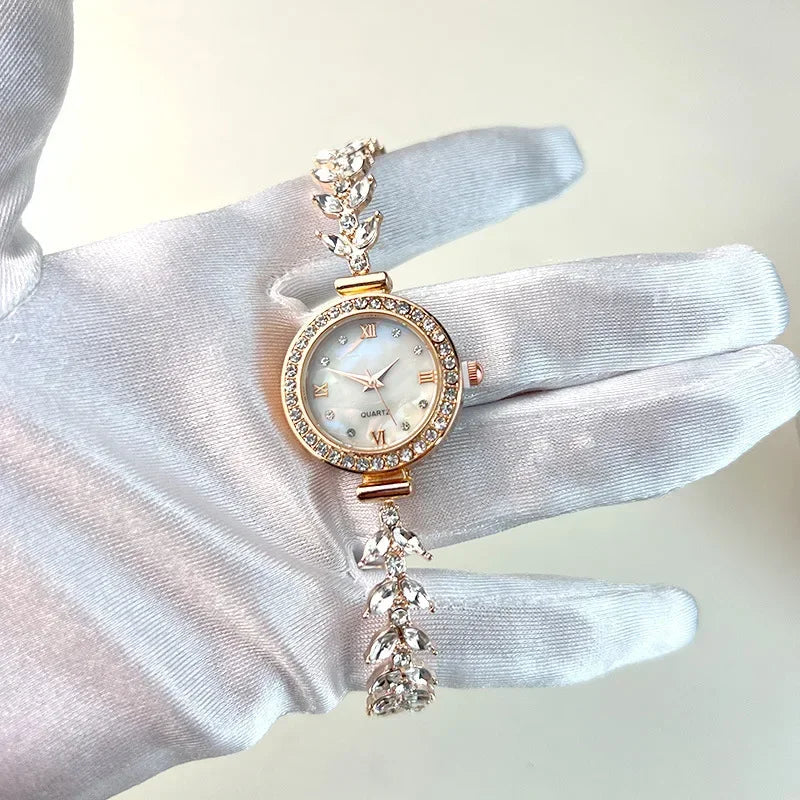 MOONBIFFY - Montre Femme Sirène Luxe - Bracelet Chaîne Diamants - Breloque Cristaux - Chiffres Romains