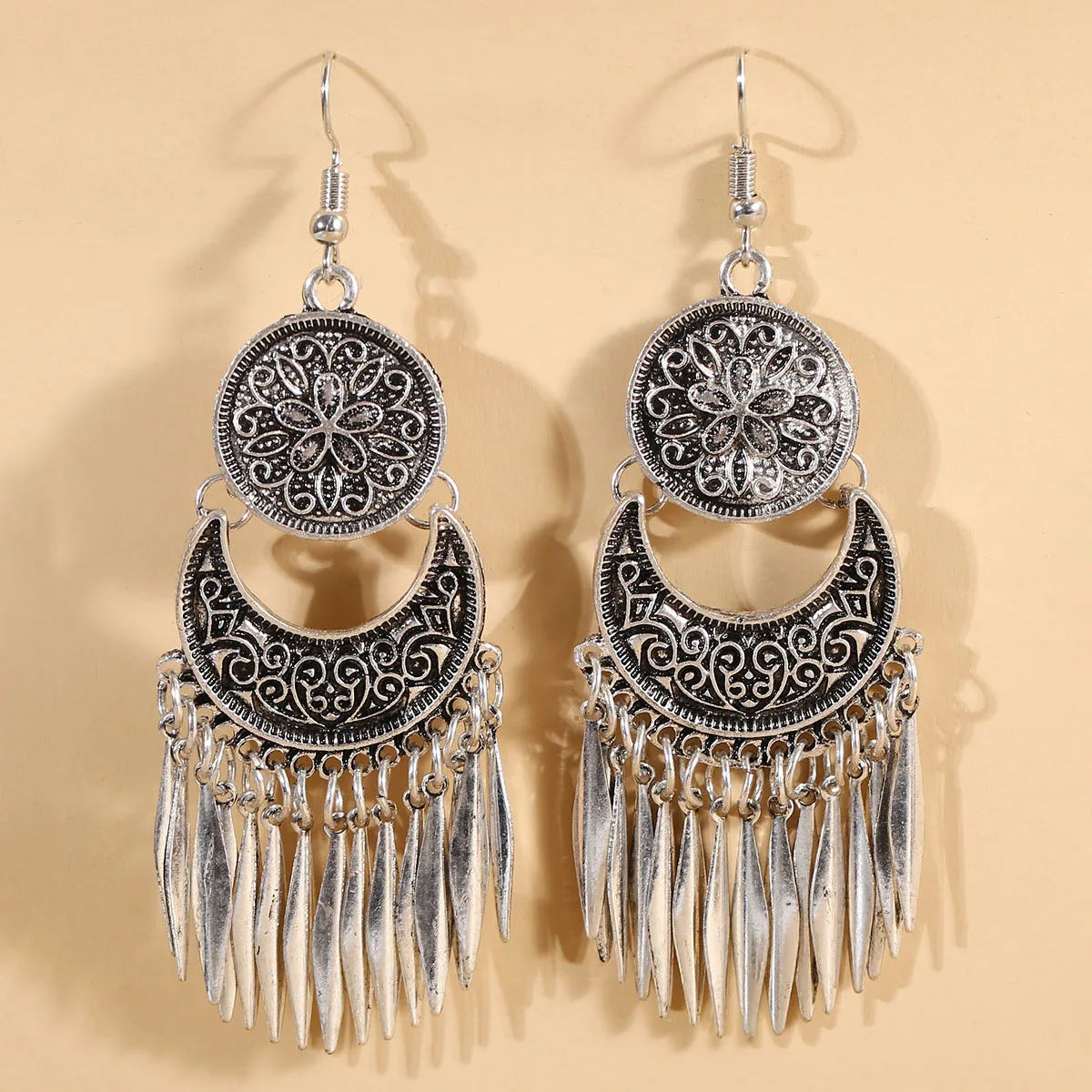 Boucles d'Oreilles Femmes Pendantes Ethniques Vintage Pompons - Bijou Femme Bohème