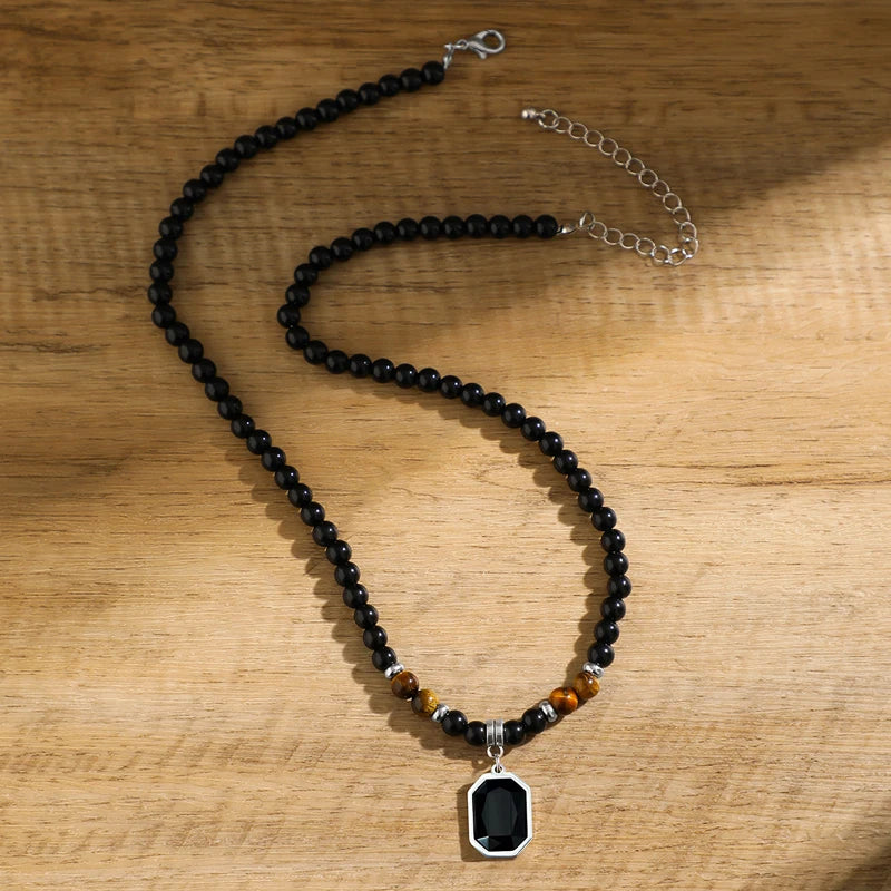 Collier Perles Noires Pendentif Carré - Bijou Homme Tendance