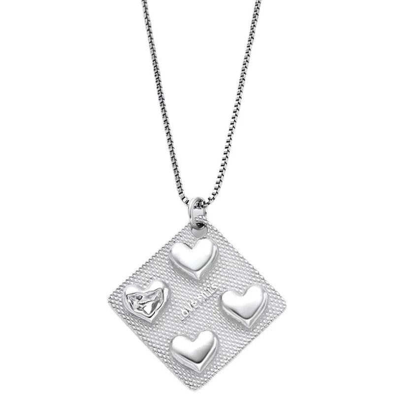 Collier Pendentif Pilule d'Amour Cœur - Bijou Couple Punk Rock Unisexe