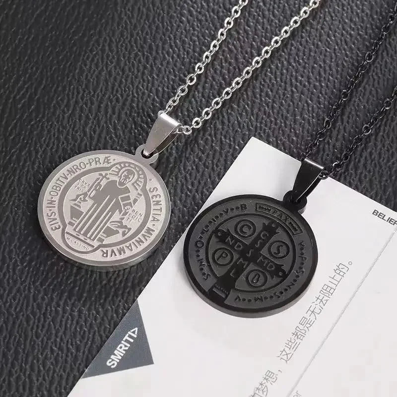 Collier Pendentif Médaille Ronde de Saint Benoît - Acier Inoxydable Vintage Punk Unisexe