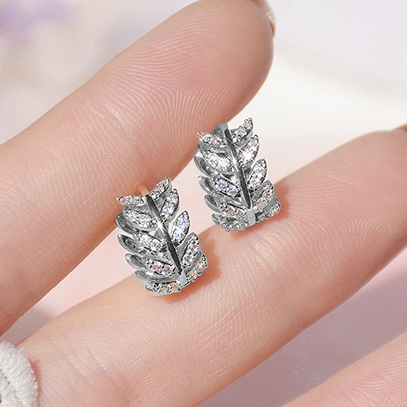 Boucles d'Oreilles Femmes Design Unique Ajourées Zircon - Bijou Femme Luxe